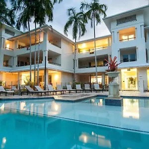 https://mandalay-luxury-beachfront-apartments.cairnshotels4all.com