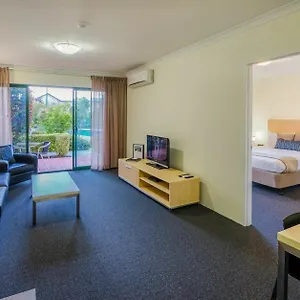 https://best-western-plus-ascot-serviced-apartments.hotelsperth.org