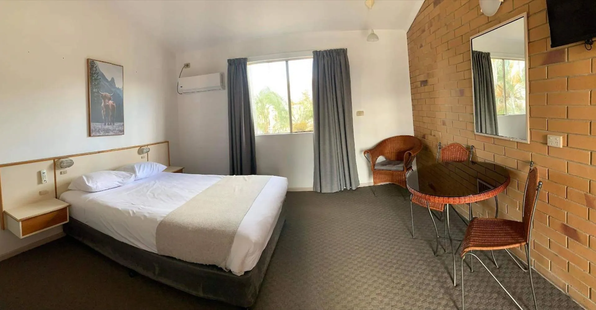Wild Scotsman Motor Inn Gin Gin Qld